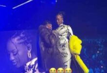 Wizkid fans share video of Tems touching Wizkid after Wizkid was dragged for lifting her up