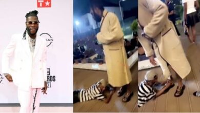 Fan prostrates, grabs and kisses Burna Boy’s feet (Video)