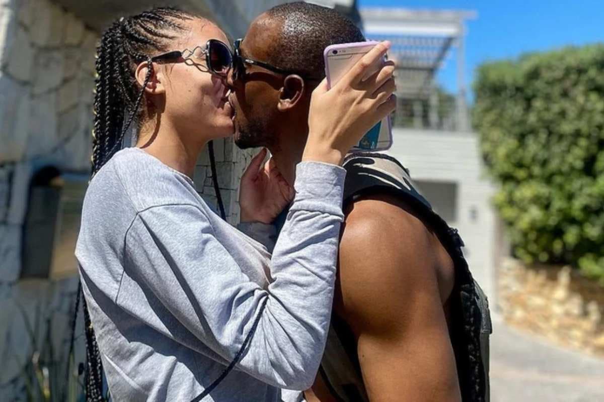 Omashola and fiancee are expecting a baby