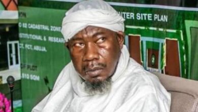 Abuja Chief Imam suspended for 'criticising' Buhari