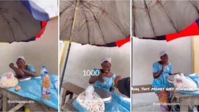 Man makes old woman happy by giving her N5k after buying N100 popcorn