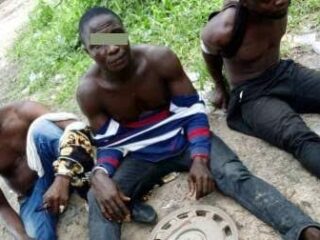 3 young men caught with human heart on OAU campus road