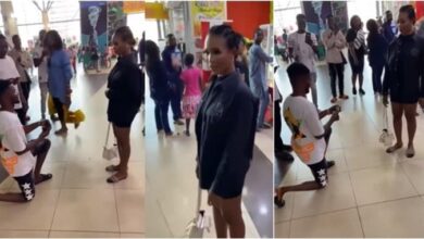 Moment lady politely begged man to stop embarrassing her after he proposed at a mall