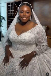 Singer teni weds