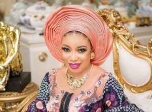 Actress, Iyabo Ojo reacts after Lizzy Anjorin was reportedly caught using fake alert to purchase gold  (VIDEOS)