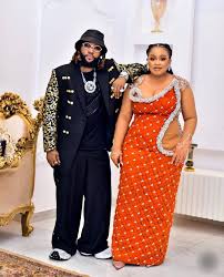 "How I Met My Wife"- Singer, Kcee Opens Up In Recent Interview On His 14 Years Blissful Marriage To Wife, Ijeoma (VIDEO)