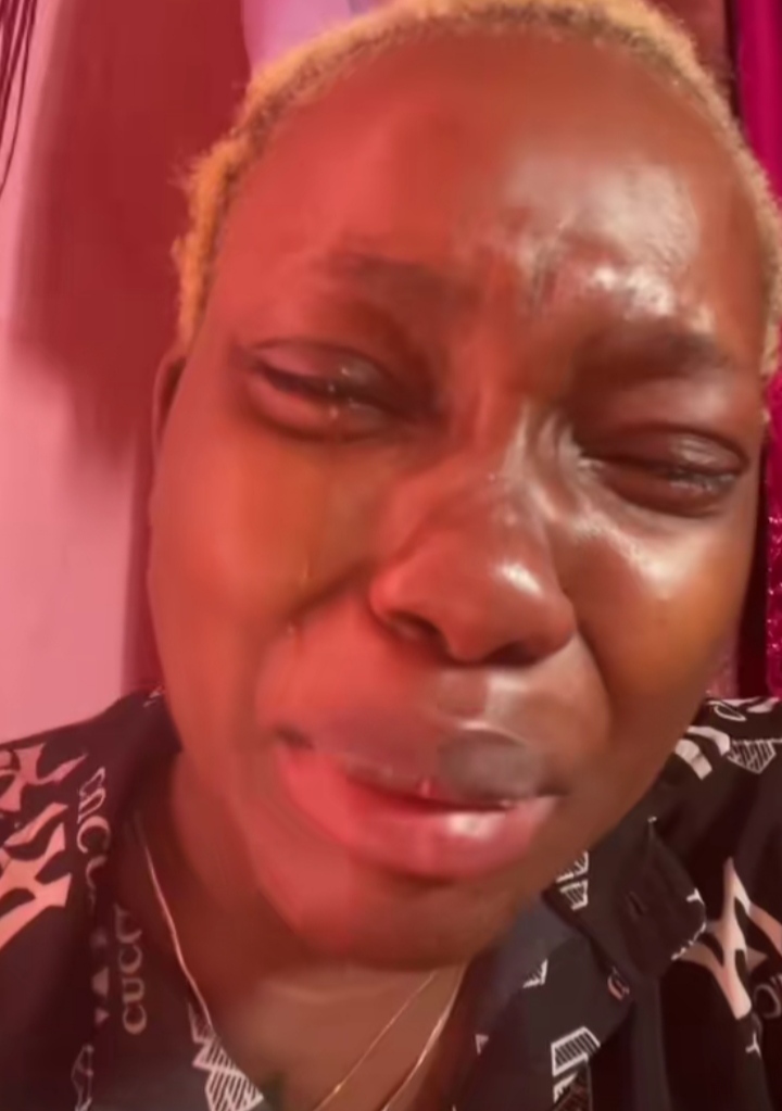 Lady weeps in pain as boyfriend dumps her