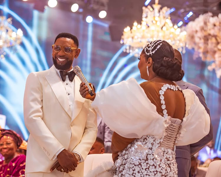 Pastor Biodun Fatoyinbo renews vows with wife on 25 years marriage