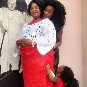  "I Felt Tremors All Over My Body Upon Hearing the News Of Mum's D£ath"- Chacha Eke Mourns Mother's Passing (VIDEO)