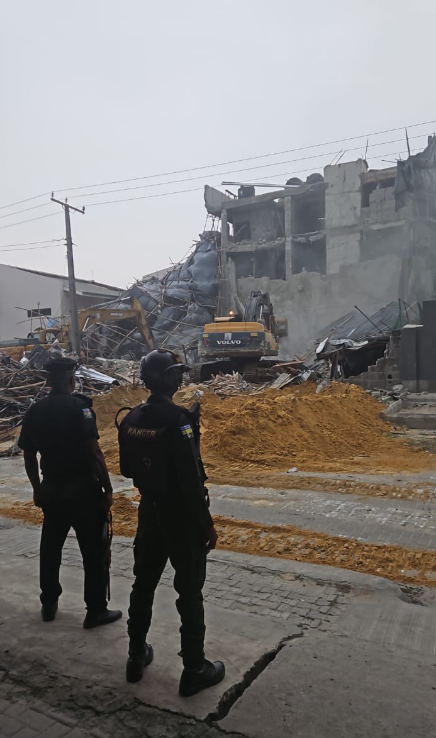 Deaths recorded as building collapses in Lekki