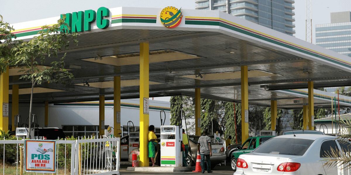 NNPCL reduces petrol pump price to N860 per litre